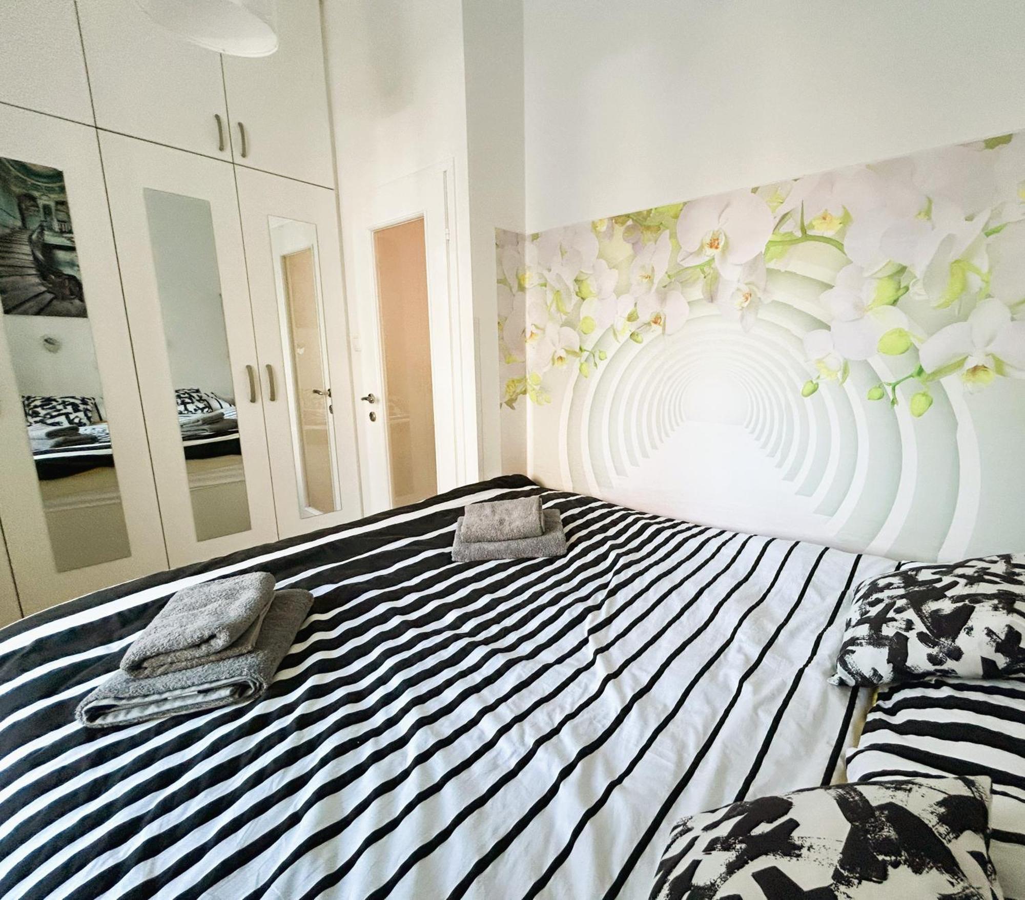 Silver Star With Parking * Zagreb